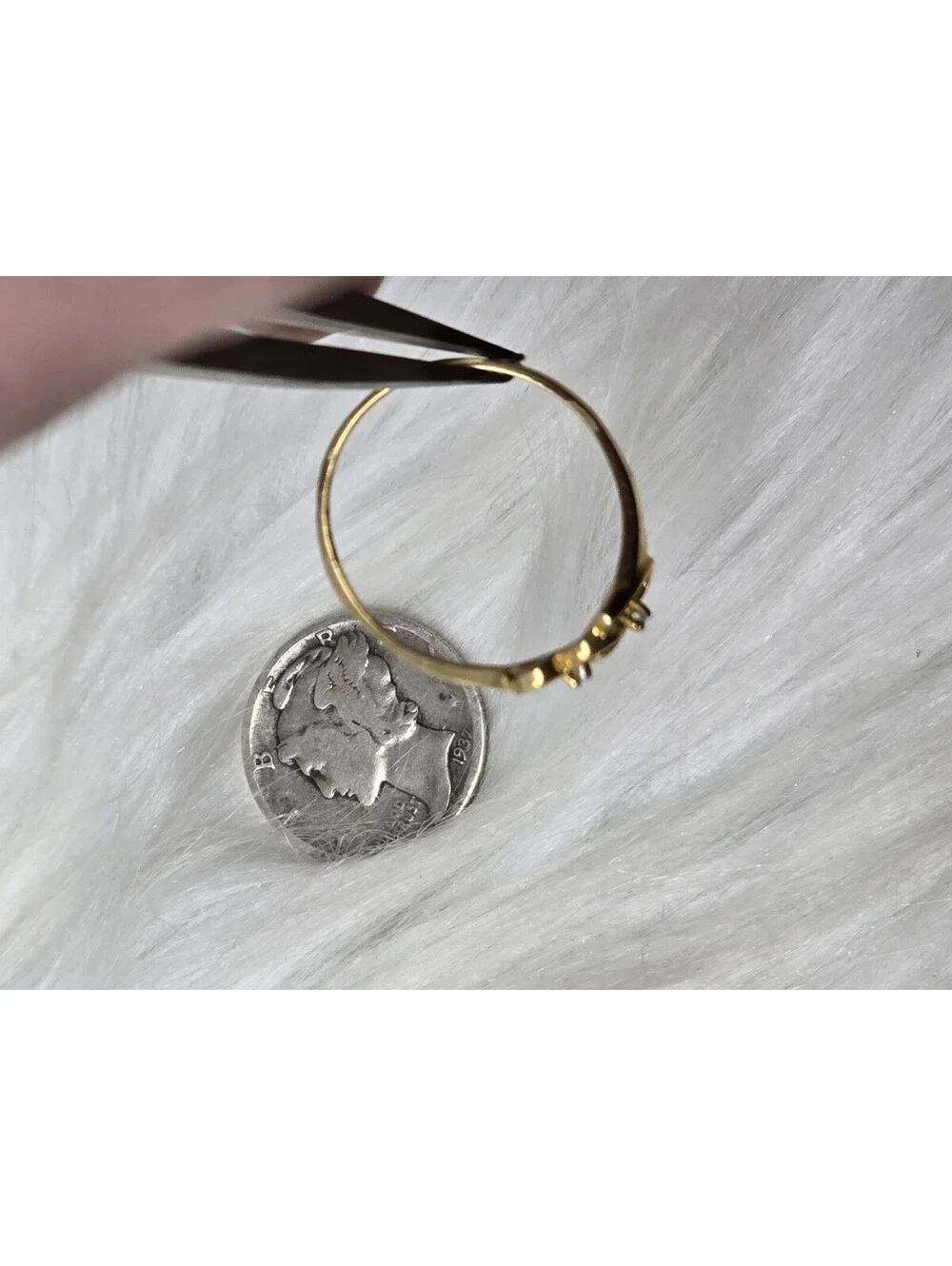 10k Yellow Gold Plumb Intertwined Double Heart Diamond Ring